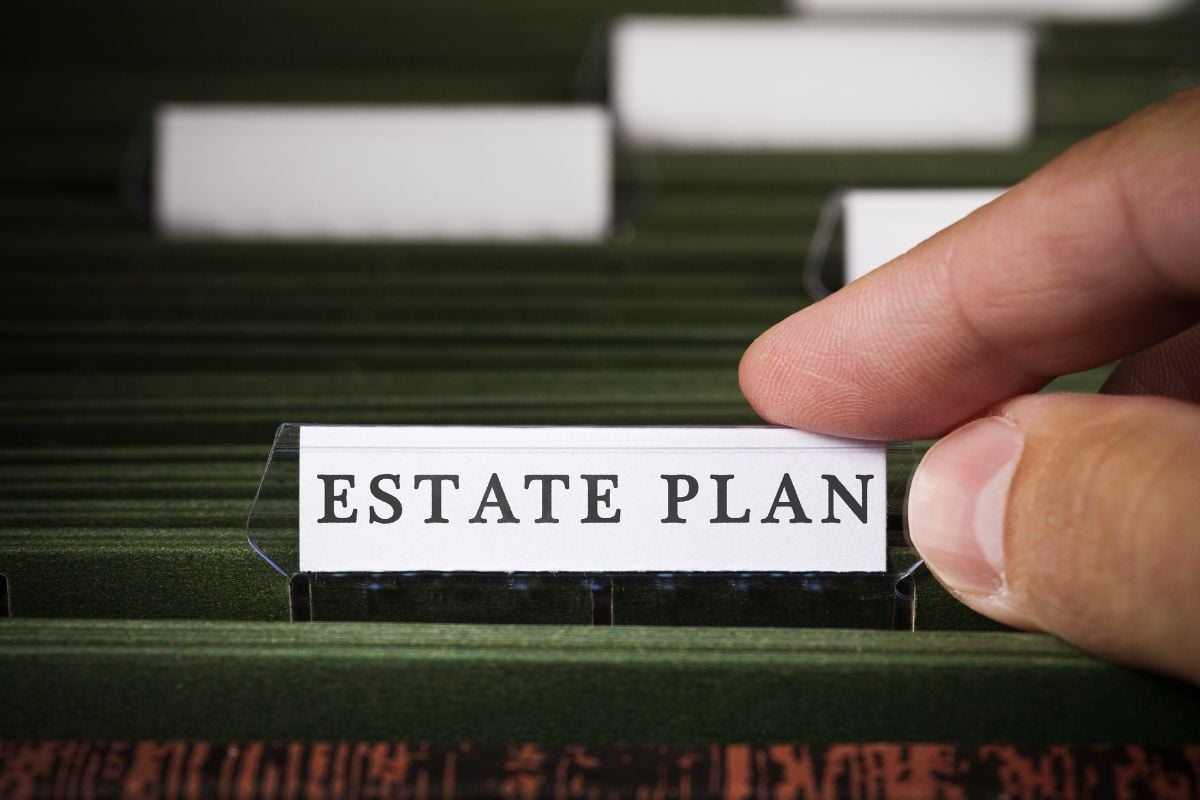 Essential Estate Planning Tips for the Unmarried